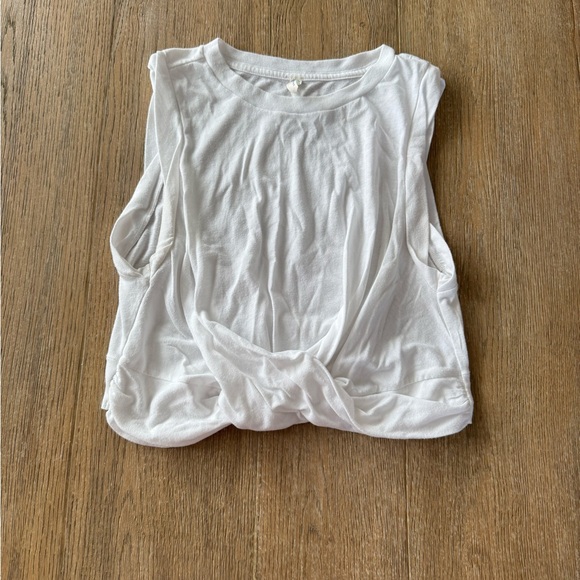 FP MOVEMENT | knotted tank - Picture 1 of 3